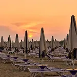 Daire Comfy Flat By The Bibione