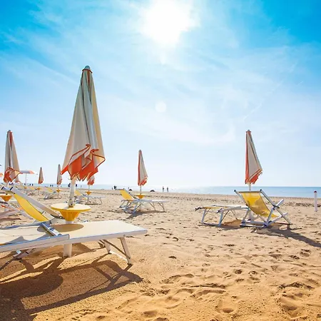 Daire Comfy Flat By The Bibione